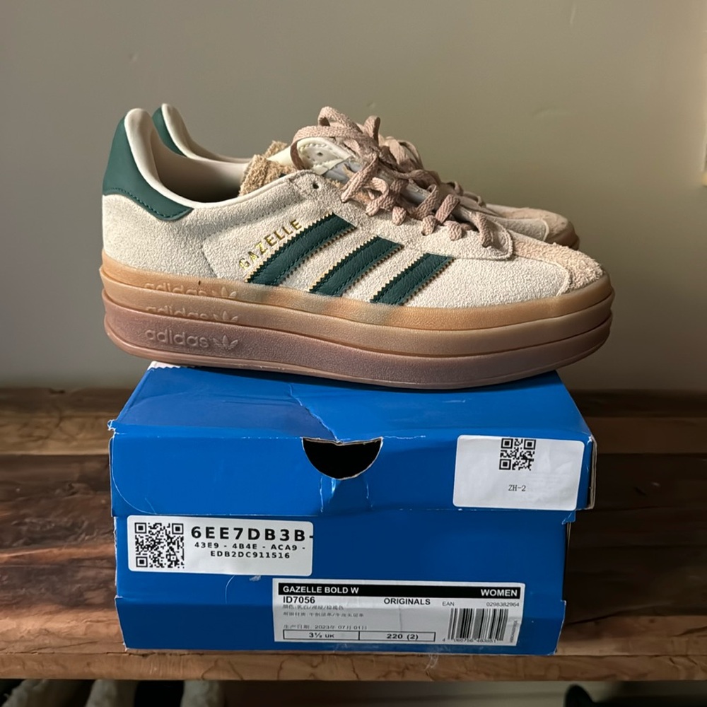 adidas Originals Gazelle Bold "Cream White/Green" Women's Shoe new with box